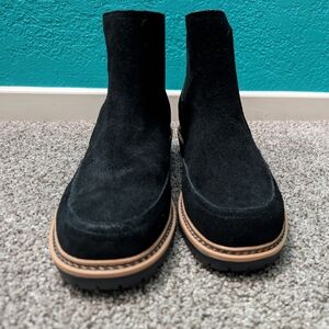 Me Too Black Upper Leather Women's Boots